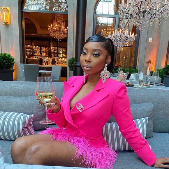 EllaeLisque dress - Picture 2 of 5